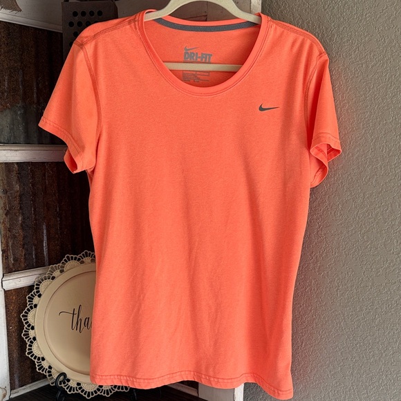 Nike Women's Bright Orange Short Sleeve Tee - Picture 1 of 5